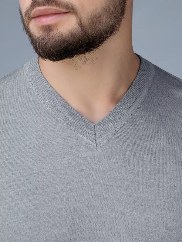 Мужской серый кашемировый свитер из смеси шерсти с V-образным вырезом
