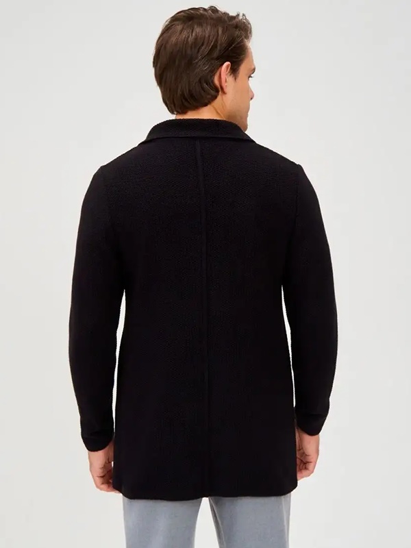 Однотонный черный свитер-кардиган на пуговицах