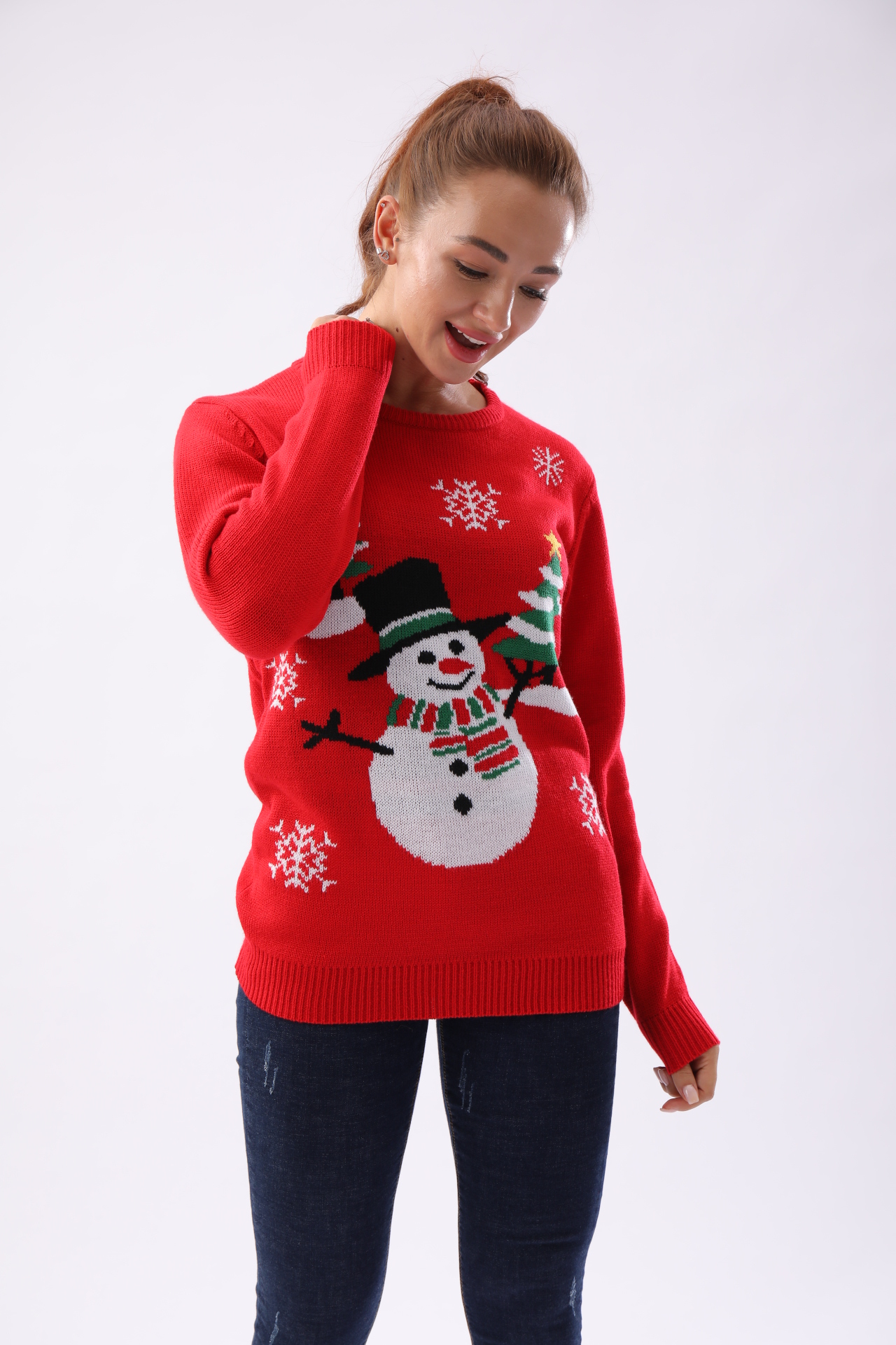 Изготовление рождественского джемпера FNJIA по предоставленным чертежам и образцам