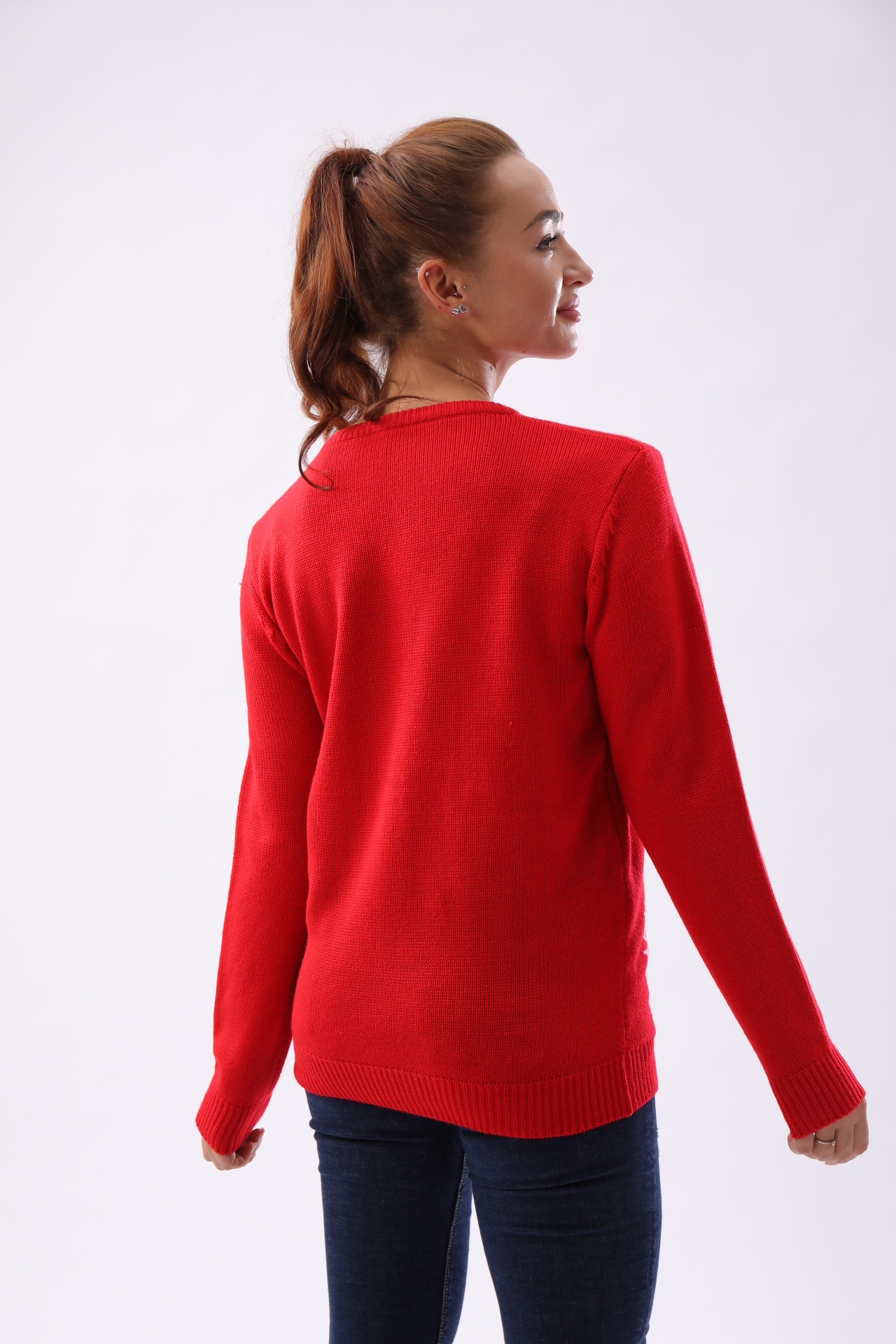 Изготовление рождественского джемпера FNJIA по предоставленным чертежам и образцам