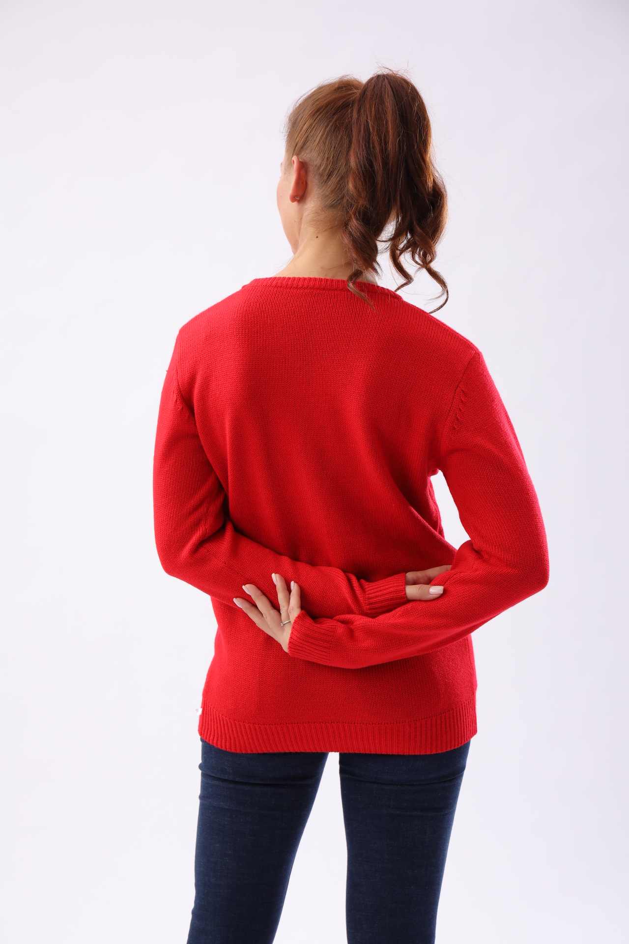 Изготовление рождественского джемпера FNJIA по предоставленным чертежам и образцам