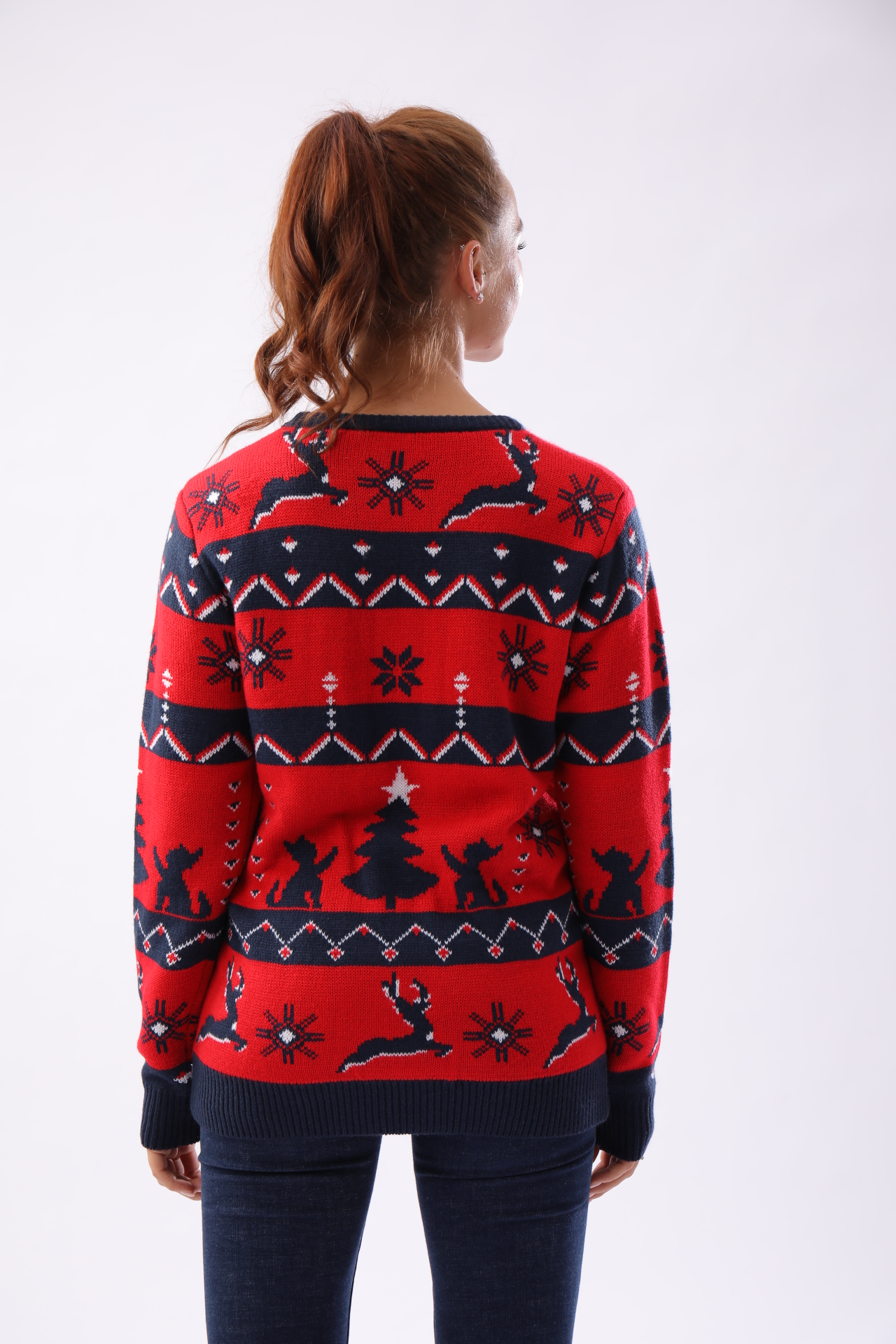 Изготовление женских рождественских свитеров FNJIA на заказ по предоставленным чертежам и образцам