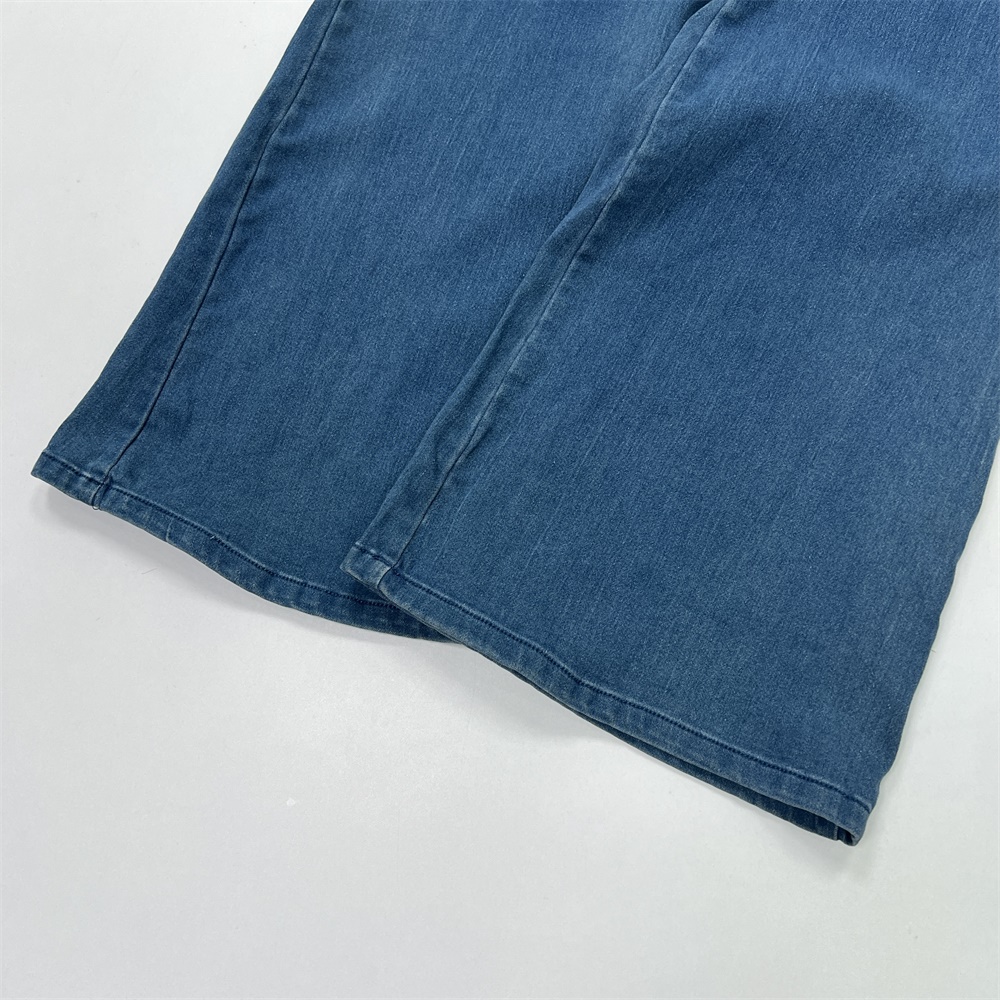 Сшитый на заказ женский цельный джинсовый костюм