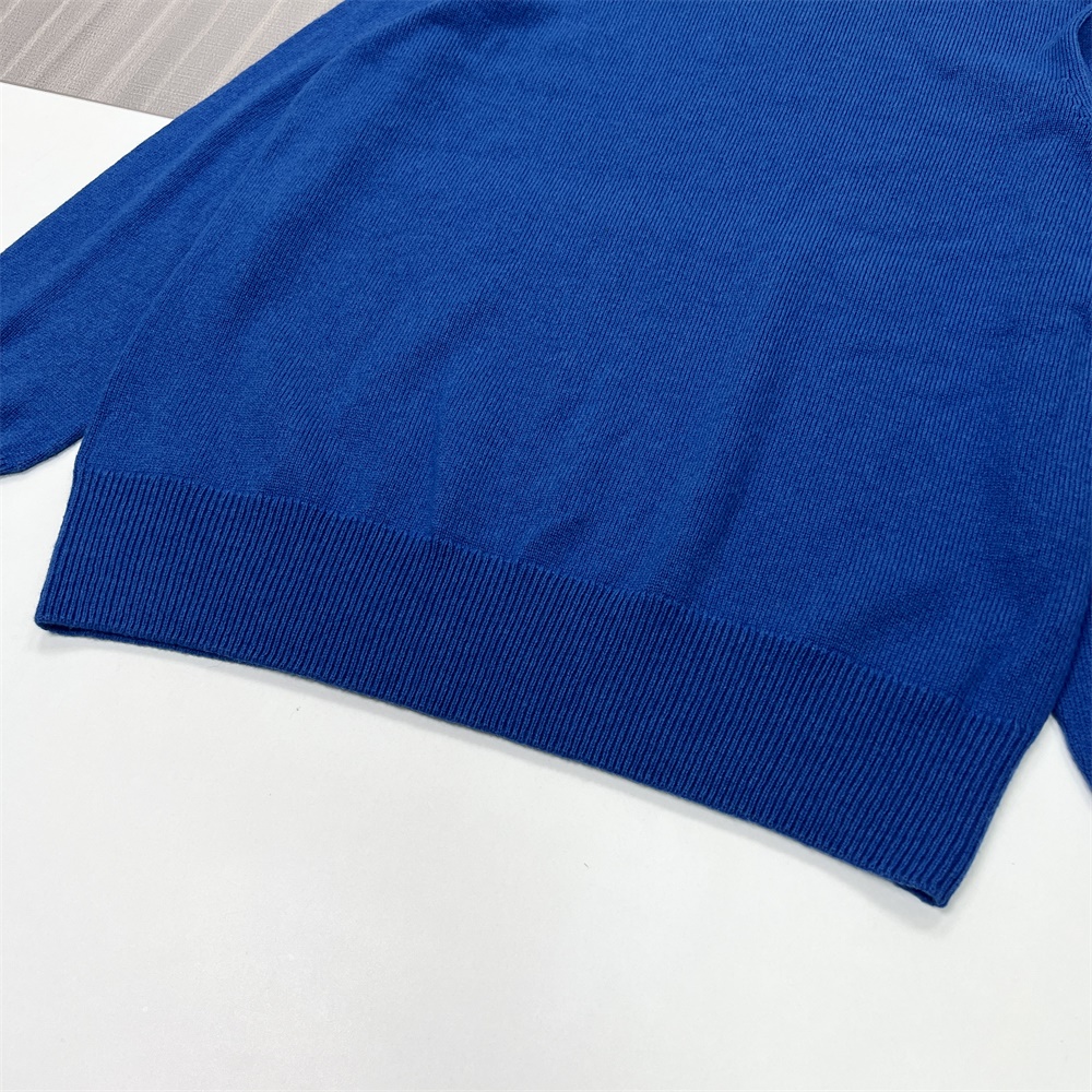 Изготовленный на заказ женский однотонный свитер FNJIA с высоким воротом и #039;ы