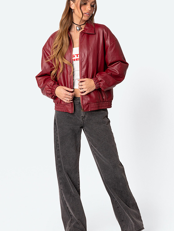 Женская куртка из искусственной кожи