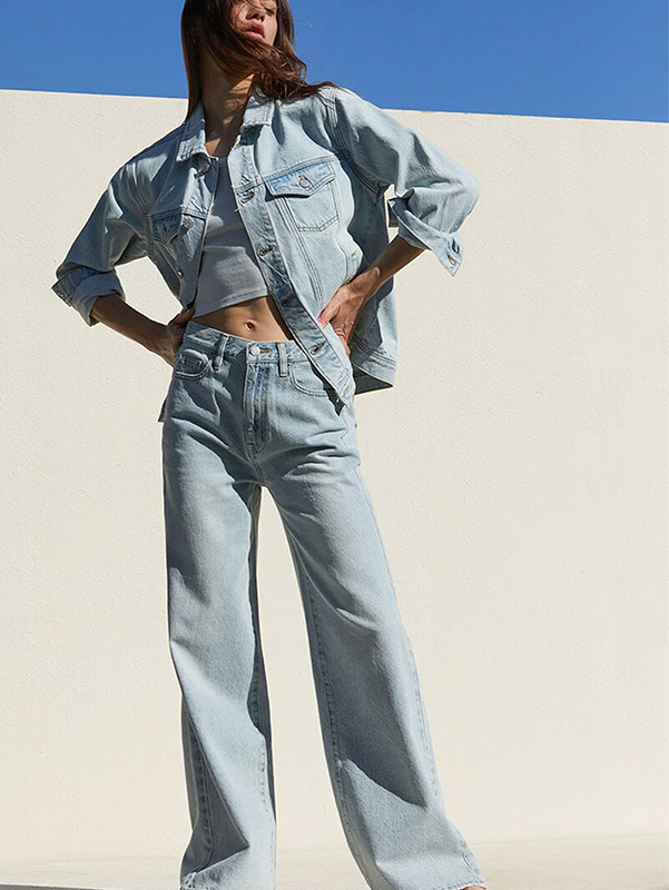 Женская небесно-голубая куртка Trucker Jacket