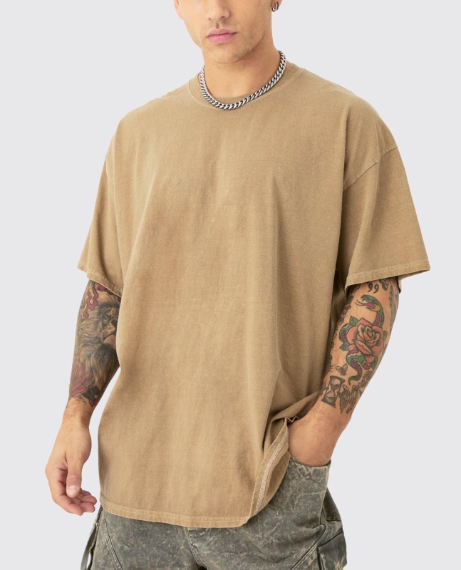 футболка с пейзажной живописью