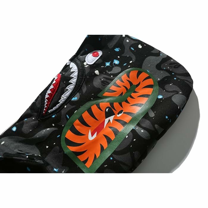 Камуфляжная толстовка с капюшоном в виде акулы