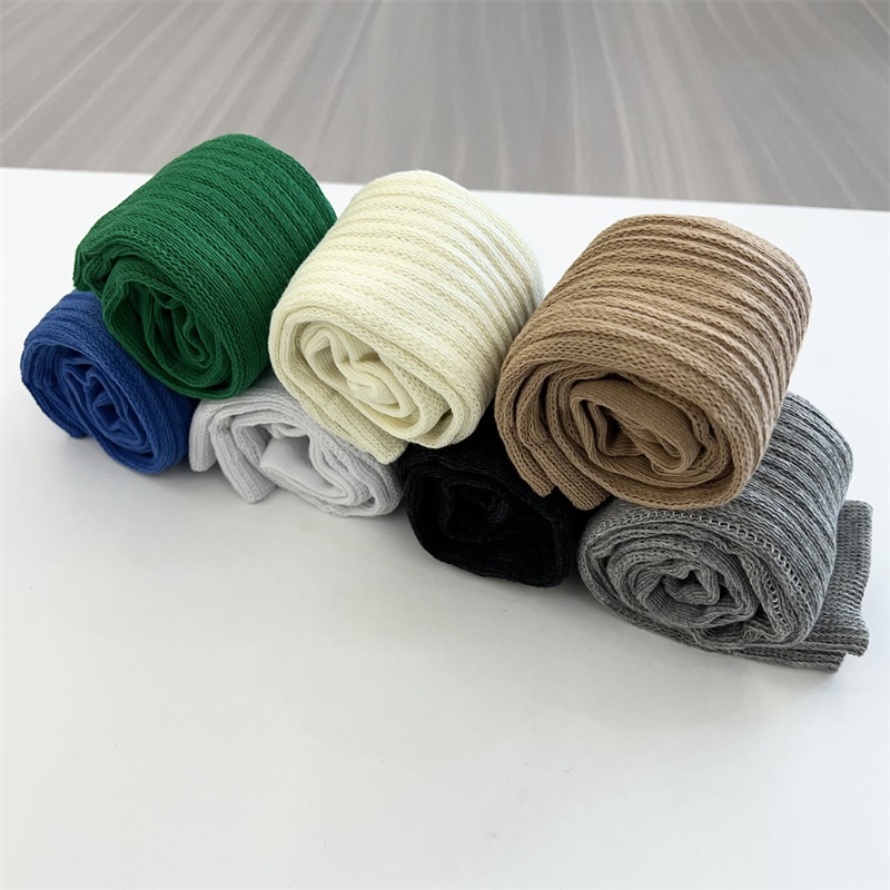 Однотонные высокие носки