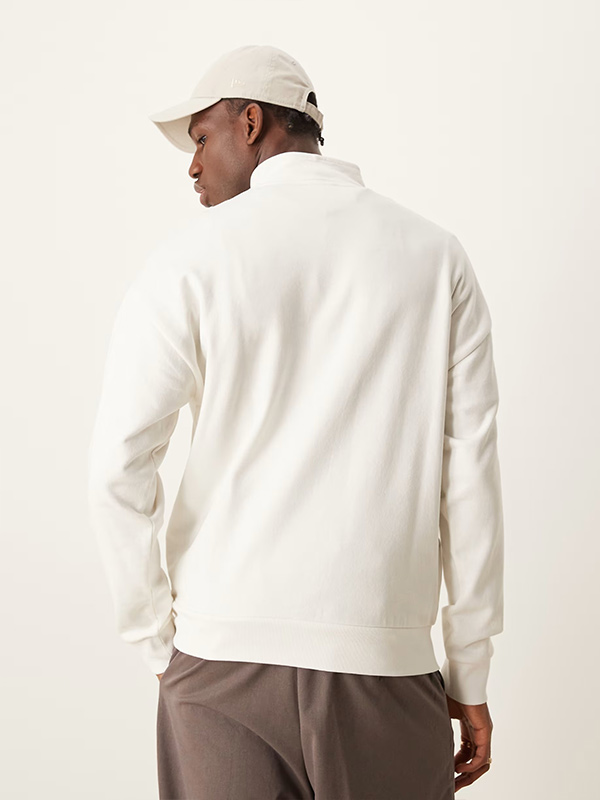 Белый вязаный пуловер на молнии 1/4, мужской трикотаж Вязаный пуловер из мужского трикотажа