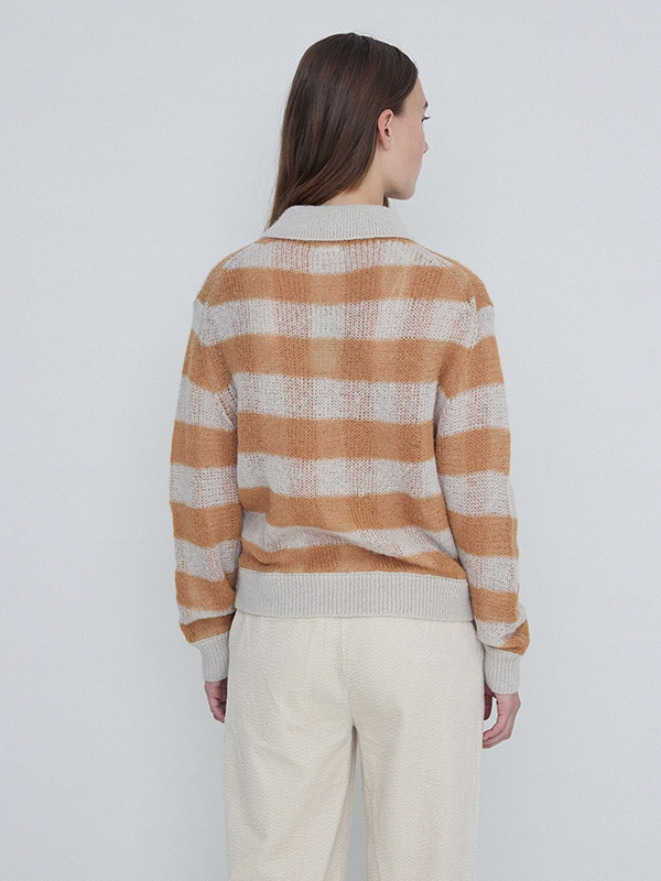 Сшитый на заказ женский свитер в клетку с вырезом поло и #039;ы