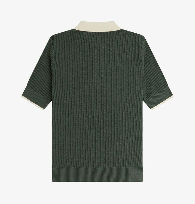 Простая женская рубашка поло, сшитая на заказ из трикотажа сращиванием