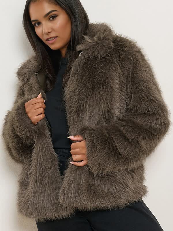 Изготовленная на заказ куртка с воротником из искусственного меха, женское пальто