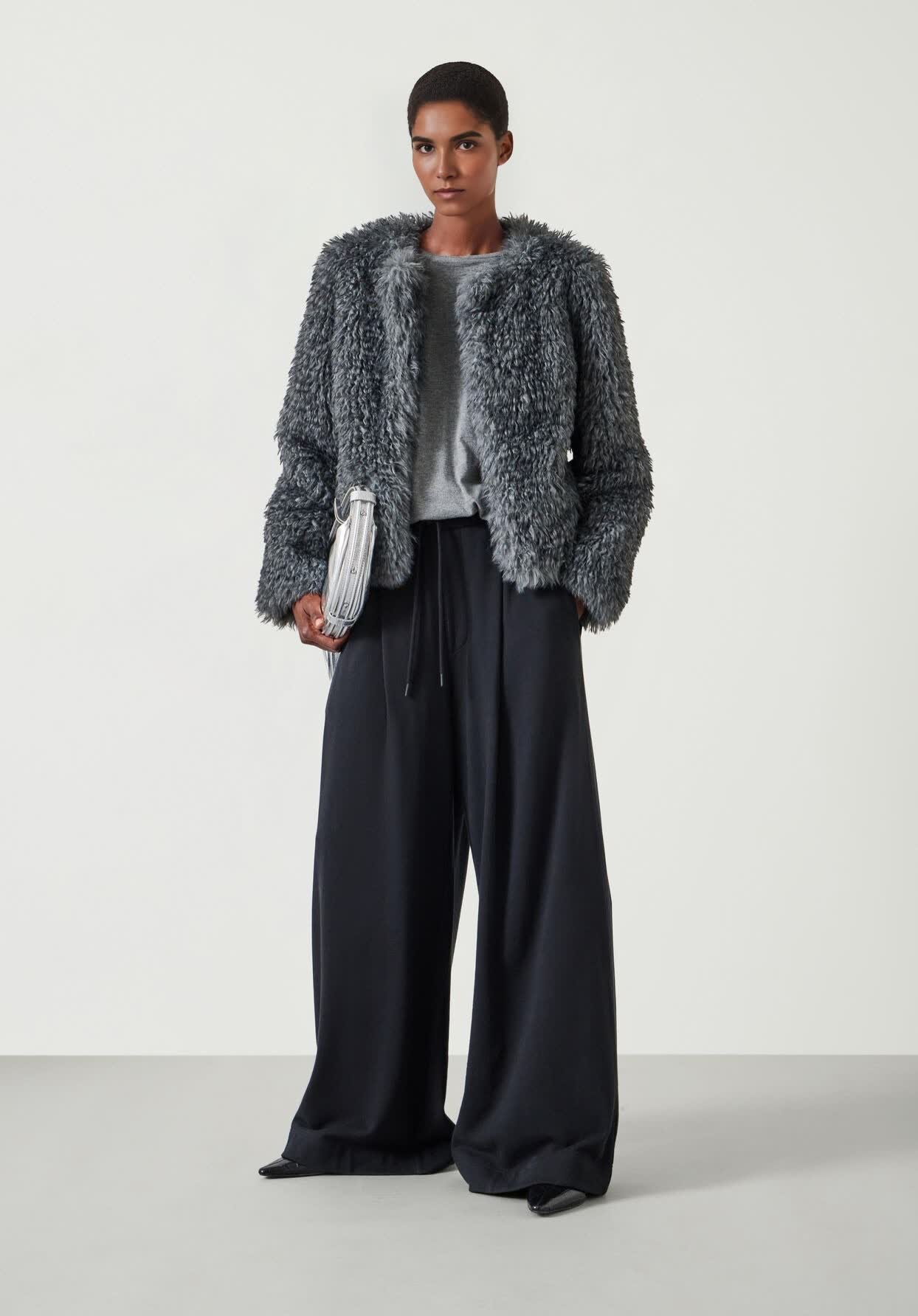 Изготовленное на заказ зимнее пальто больших размеров, теплое укороченное женское пальто из искусственного меха, короткая куртка, женские пальто