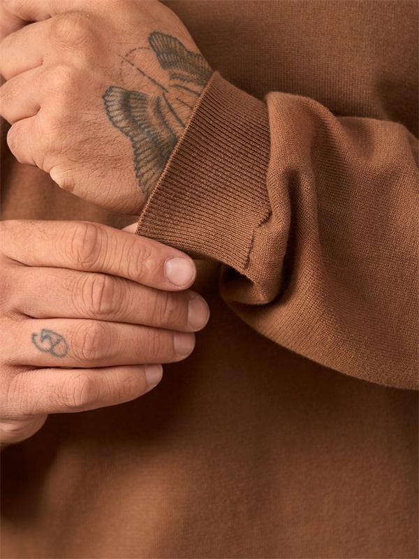 Изготовленный на заказ мужской свитер-поло FNJIA с длинным рукавом и круглым вырезом горловины