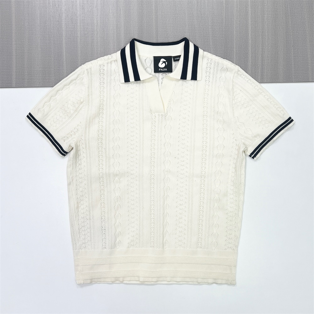 Мужская белая трикотажная рубашка поло на заказ с полосатыми деталями для B2B-пошива