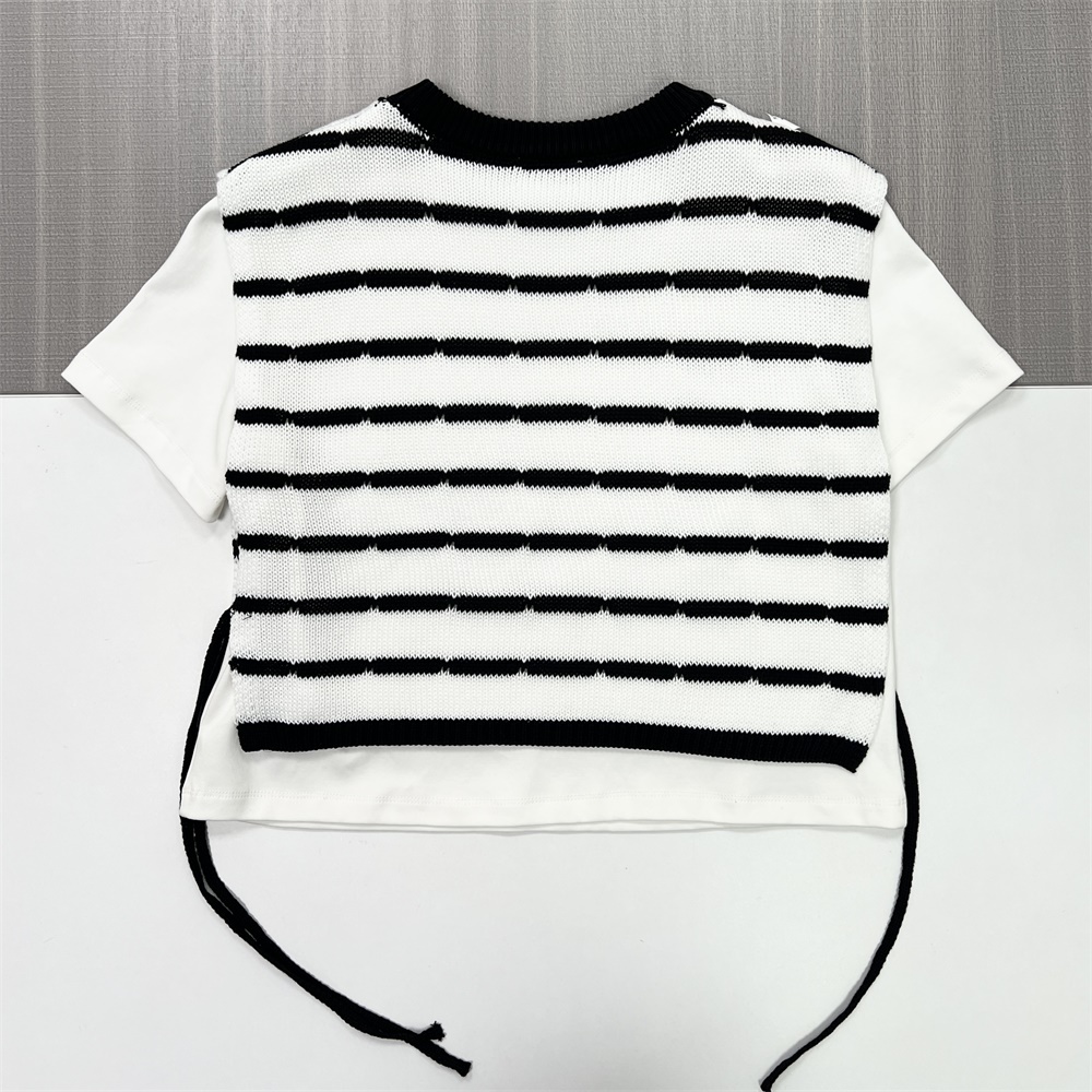 Комплект вязаного жилета в полоску на заказ: Футболка с коротким рукавом, завязки сбоку, многослойный дизайн