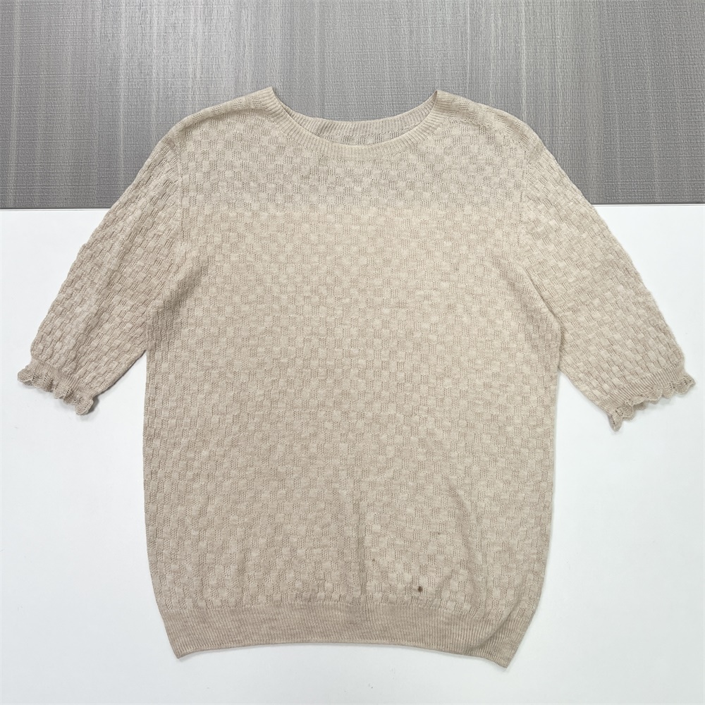 Футболка из текстурированного трикотажа на заказ: Рукава с оборками, круглый вырез горловины, Клетчатый узор