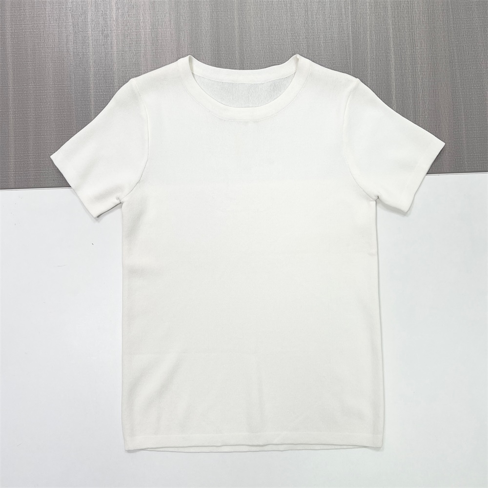 Футболка с круглым вырезом на заказ: Короткий рукав, пышные детали, Минималистичный дизайн