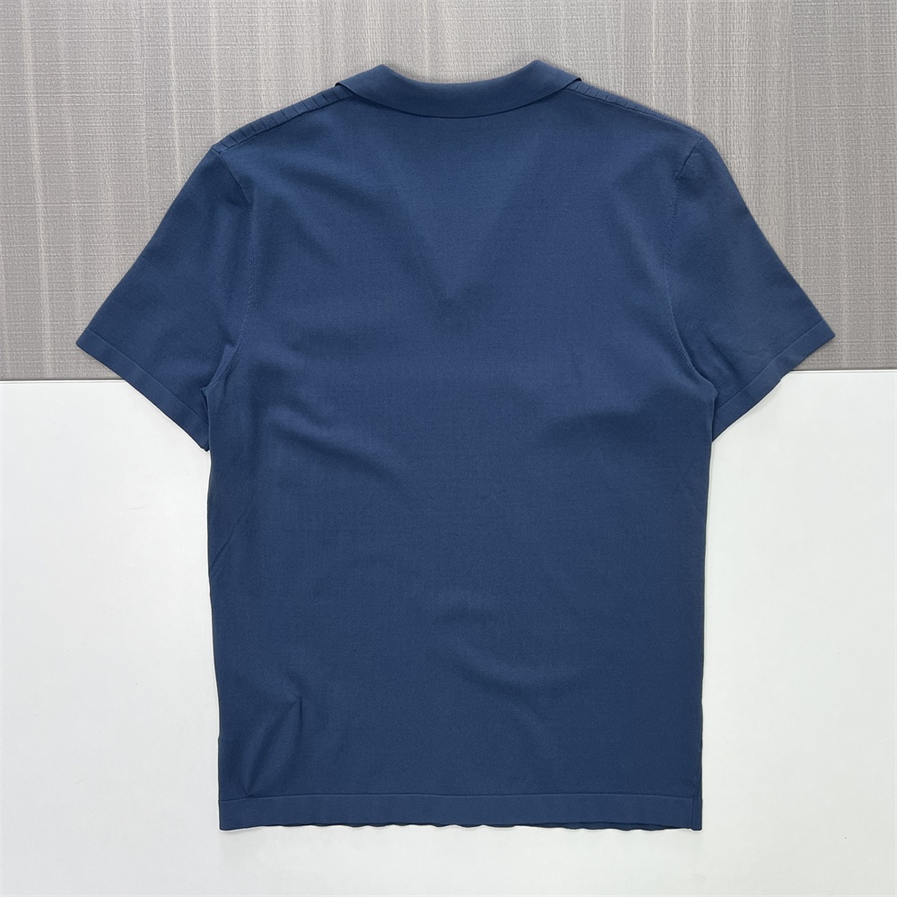 Футболка-поло из трикотажа в рубчик на заказ: Воротник-стойка с вырезами, короткий рукав, дизайн карманов