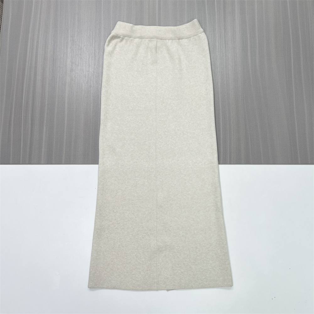 Трикотажная юбка миди на заказ: Завышенная талия, прямой крой, Минималистичный дизайн