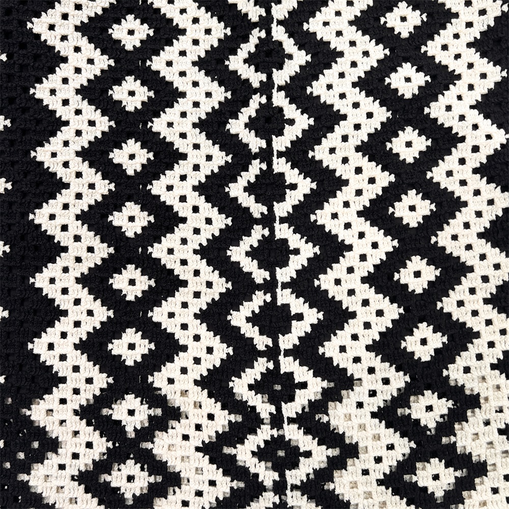 Мини-юбка из геометрического трикотажа на заказ: Завышенная талия, приталенный крой, Ретро-дизайн