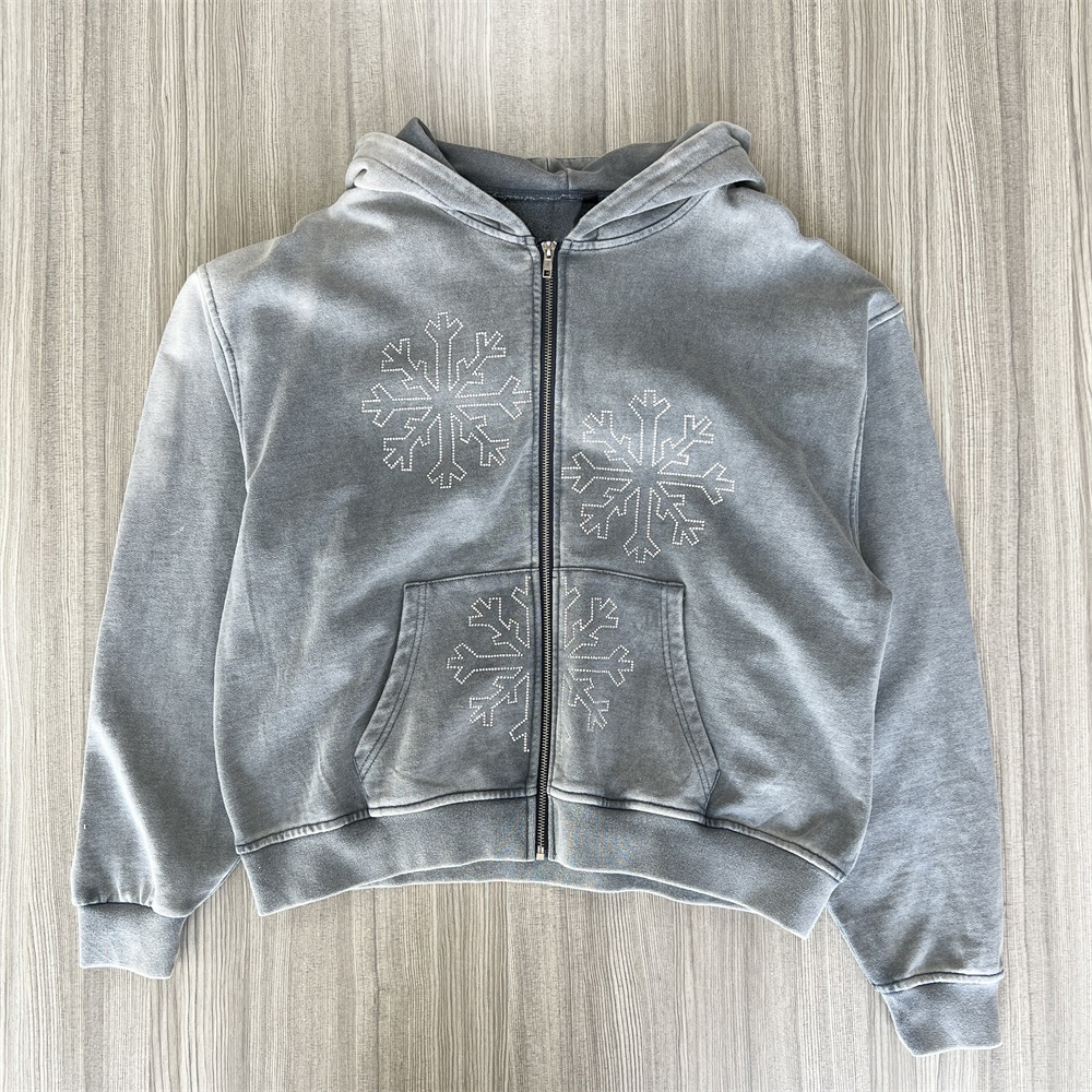 Женская серая толстовка с капюшоном на молнии: украшение в виде снежинок, Повседневная одежда