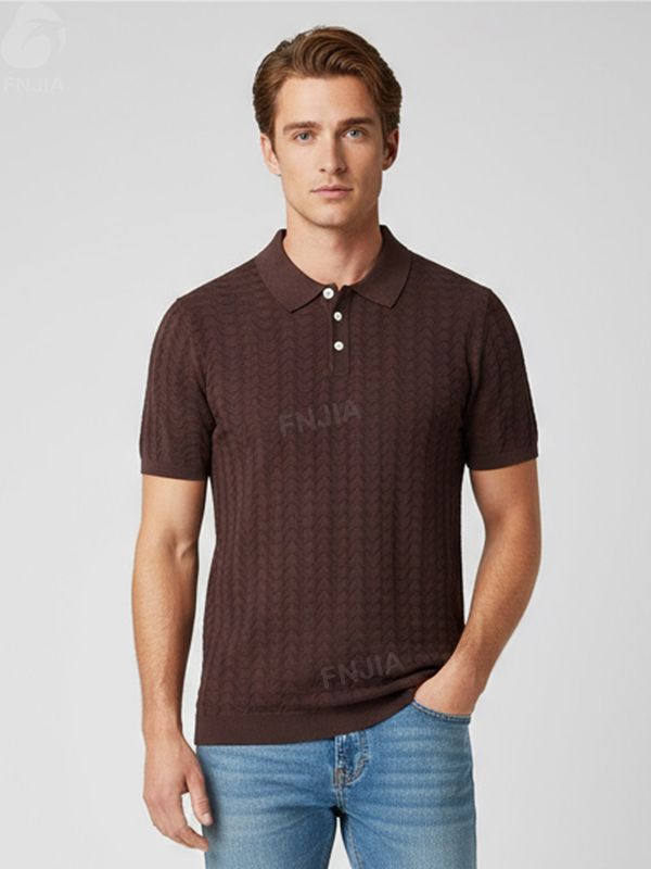 Мужская рубашка поло бордового цвета с текстурой: Геометрический узор