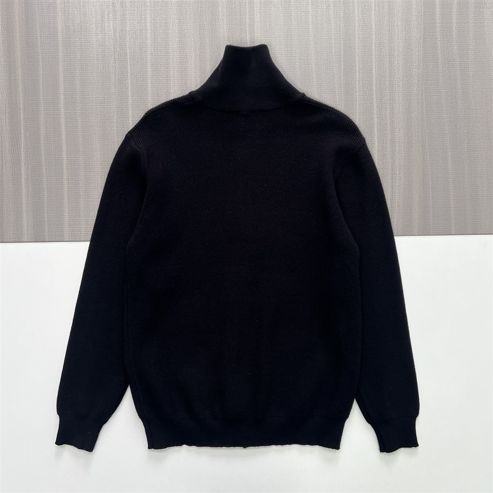 Мужская черная водолазка на молнии с высоким воротом из трикотажа в рубчик - индивидуальный приталенный дизайн