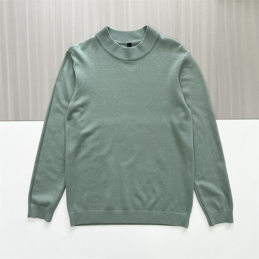 Мужской приталенный свитер с имитацией шеи цвета шалфея зеленого цвета - Индивидуальный минималистский дизайн