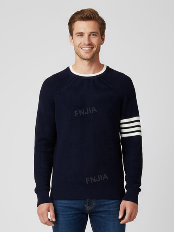 Мужской темно-синий вязаный свитер с круглым вырезом и белыми полосками - Индивидуальный приталенный дизайн