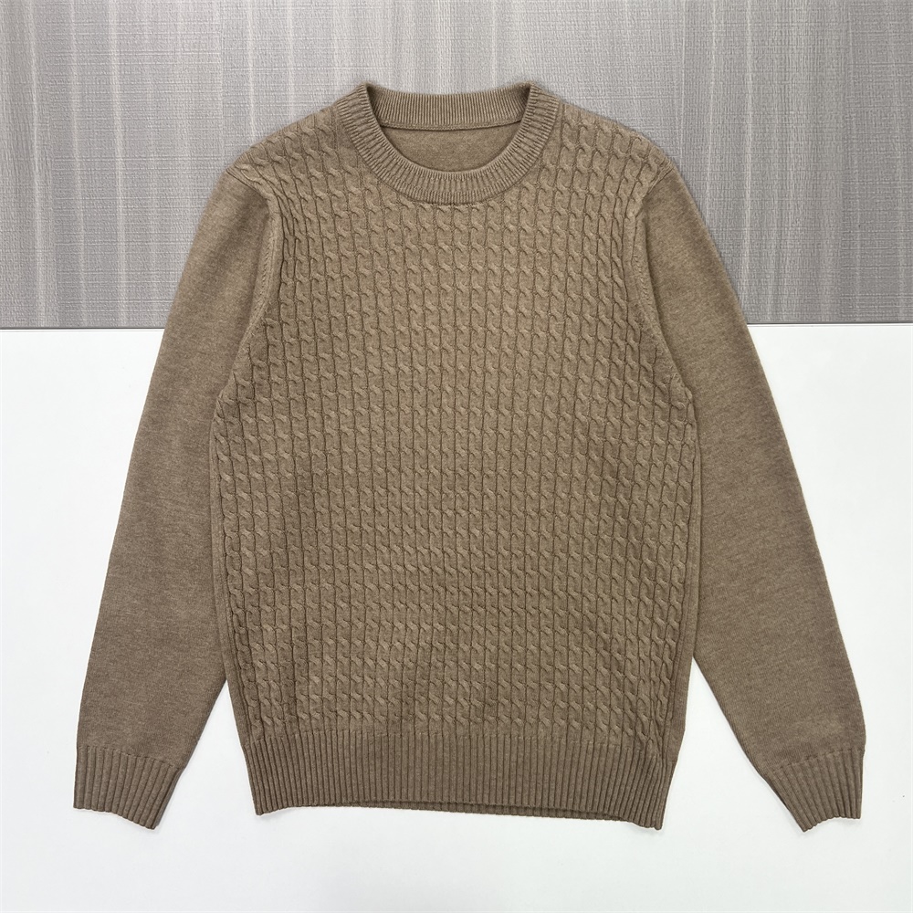 Мужской свитер верблюжьей вязки с круглым вырезом лодочкой - индивидуальный приталенный дизайн