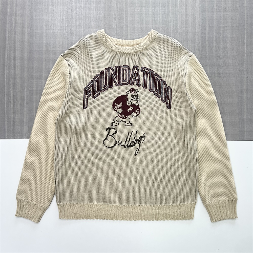 Мужской бежевый свитер вязаный с круглым вырезом "Foundation Bulldogs" с графическим рисунком - Индивидуальный студенческий дизайн