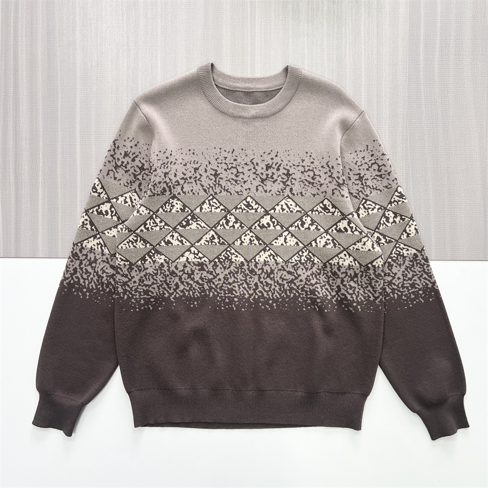 Мужской серо-коричневый вязаный свитер с круглым вырезом и рисунком Омбре - индивидуальный дизайн в стиле Аргайл и Спекл