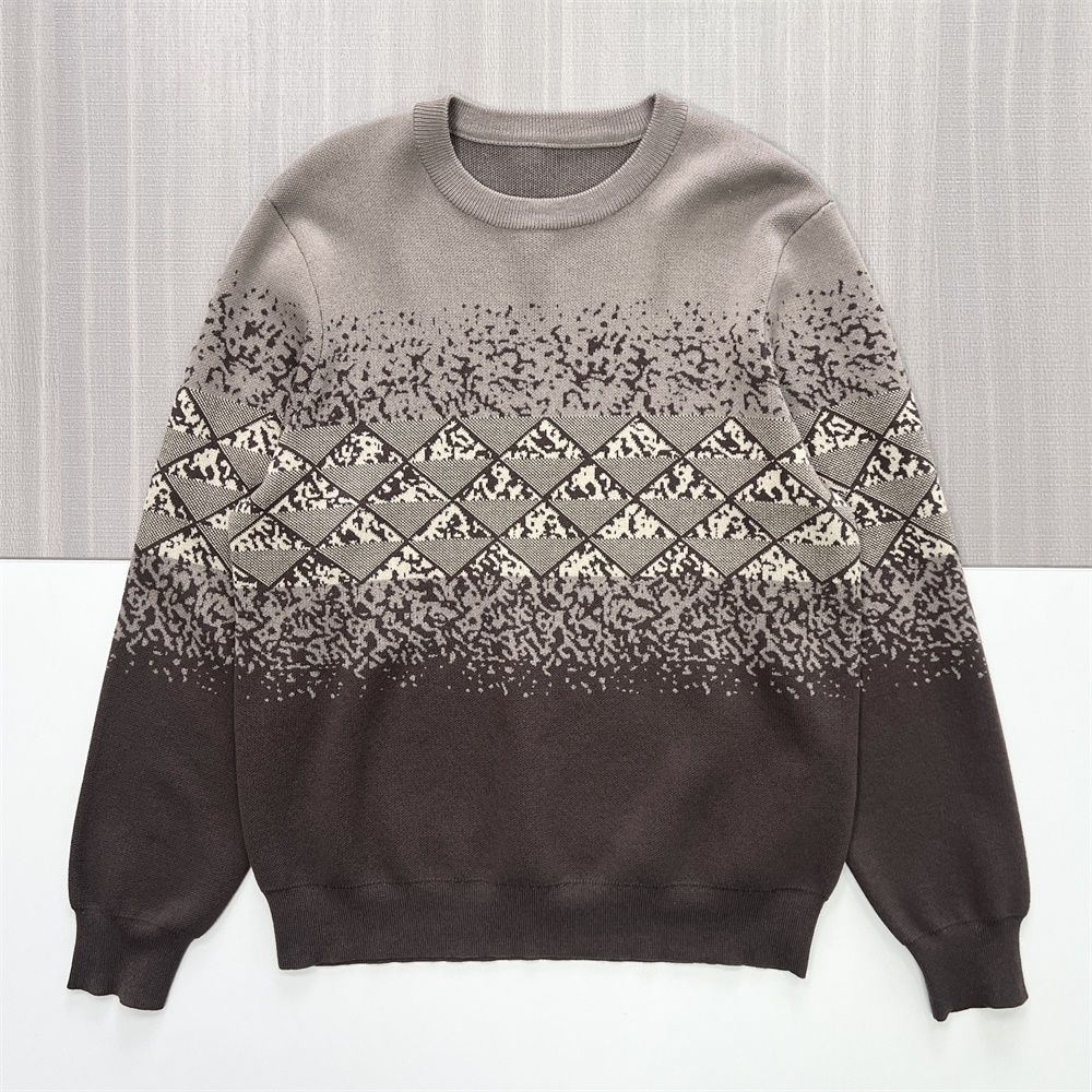 Мужской вязаный свитер с круглым вырезом и рисунком Омбре - индивидуальный дизайн в стиле Аргайл и Спекл