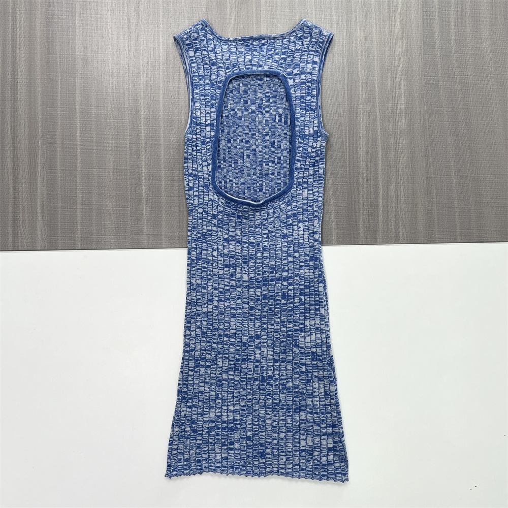 Женское синее текстурированное мини-платье без рукавов с вырезом - индивидуальный современный трикотажный дизайн
