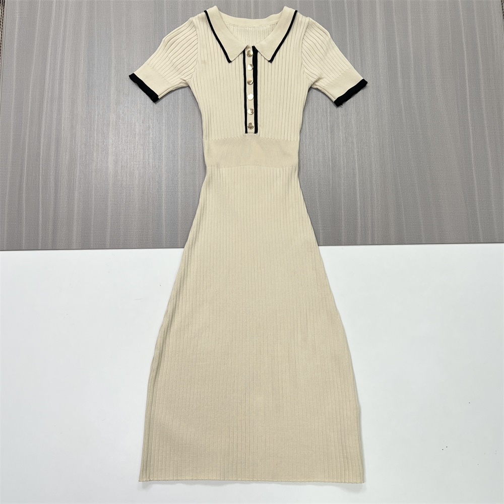 Женское бежевое миди-платье в рубчик с контрастным воротником-стойкой - элегантный приталенный дизайн на заказ