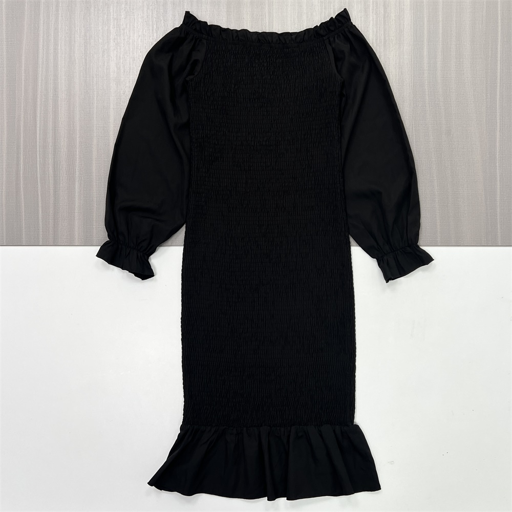 Женское черное миди-платье в стиле русалки с открытыми плечами и пышными рукавами, выполненное в элегантном официальном стиле на заказ