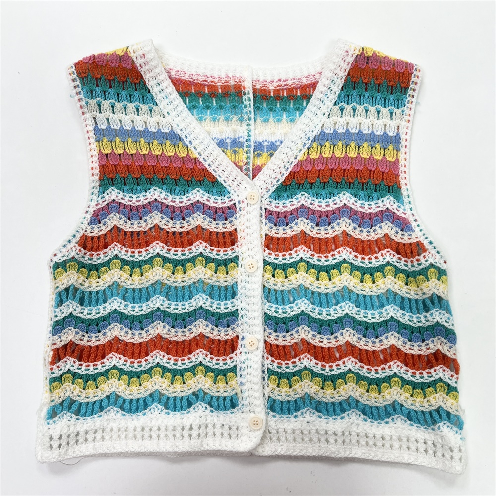 Женский вязаный крючком жилет без рукавов с радужным шевроном - индивидуальный ажурный дизайн в богемном стиле